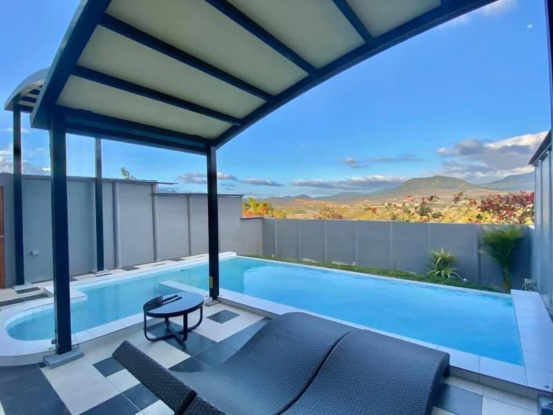 Alpha Villa image