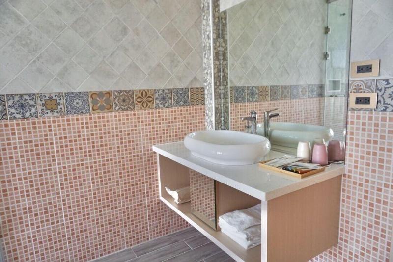 Alpha Villa image