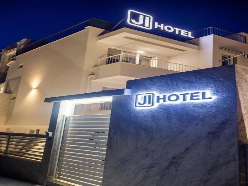 Ji Hotel image
