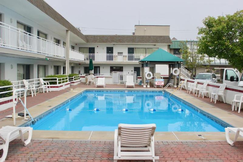 Ebb Tide Suites image