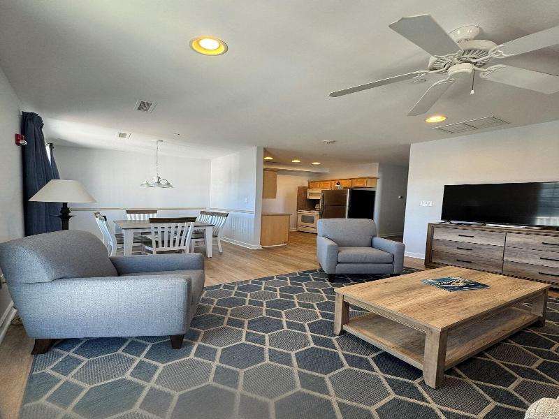Ebb Tide Suites image