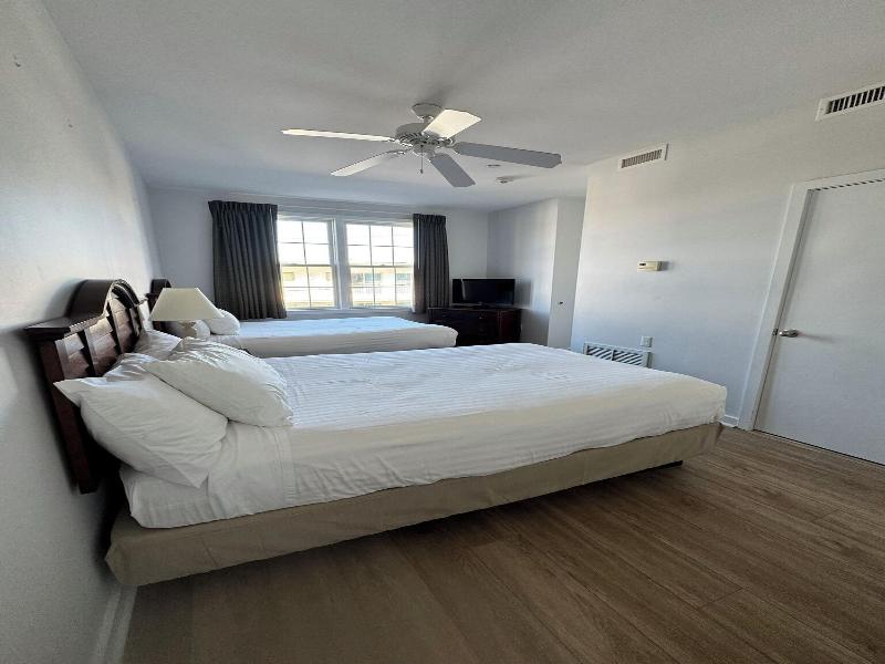 Ebb Tide Suites image