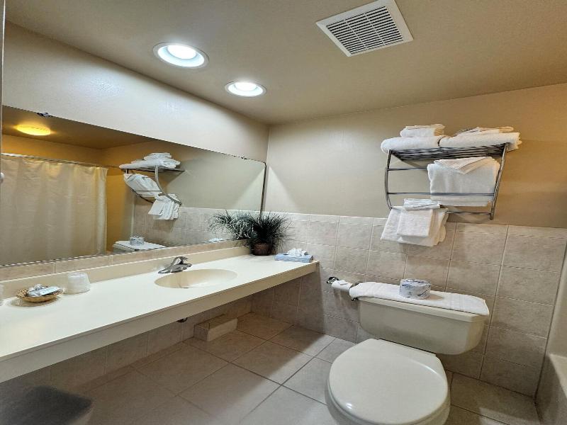 Ebb Tide Suites image