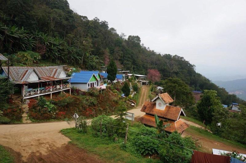 Phucheefah Yodmanee Resort image