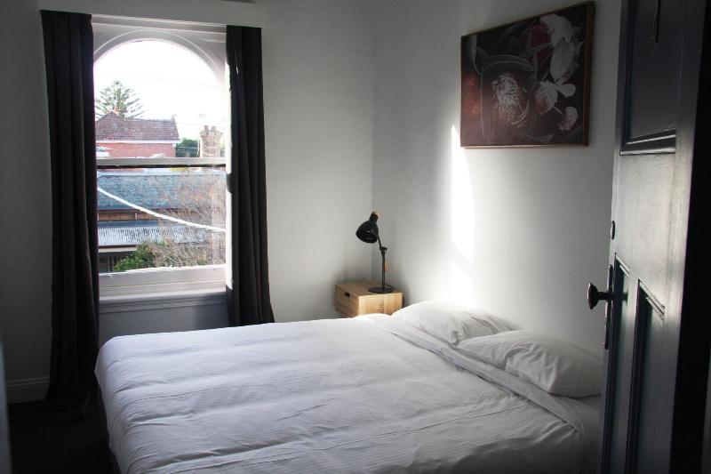 College Lawn Hotel Hostel image