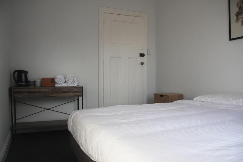 College Lawn Hotel Hostel image