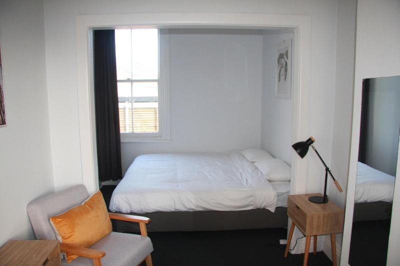 College Lawn Hotel Hostel image