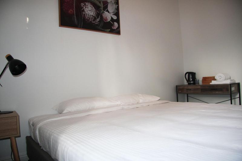 College Lawn Hotel Hostel image