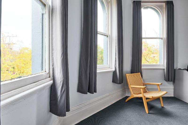 College Lawn Hotel Hostel image