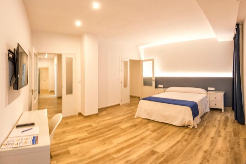 Hostal Luz Del Sol Barbate image