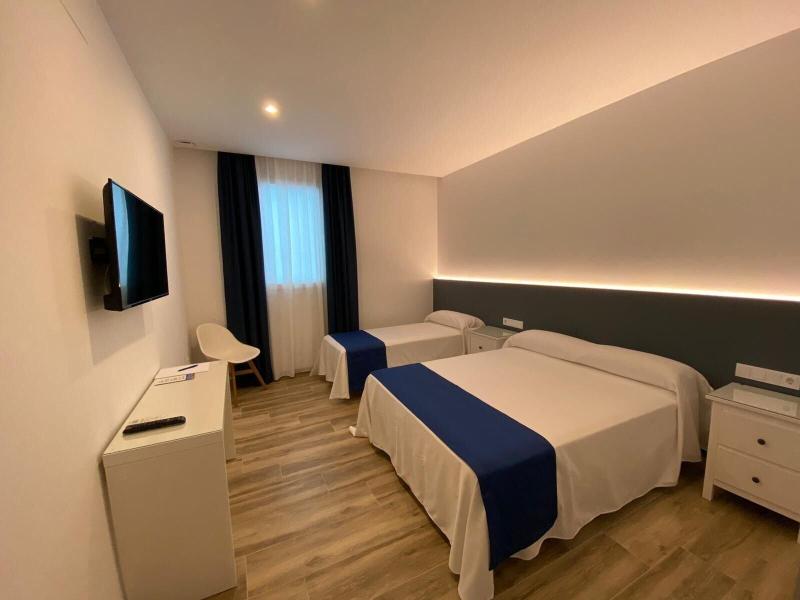 Hostal Luz Del Sol Barbate image