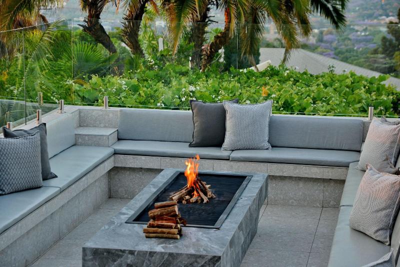 Apogee Boutique Hotel Spa image