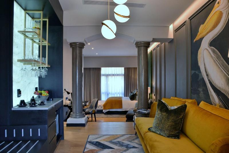 Apogee Boutique Hotel Spa image