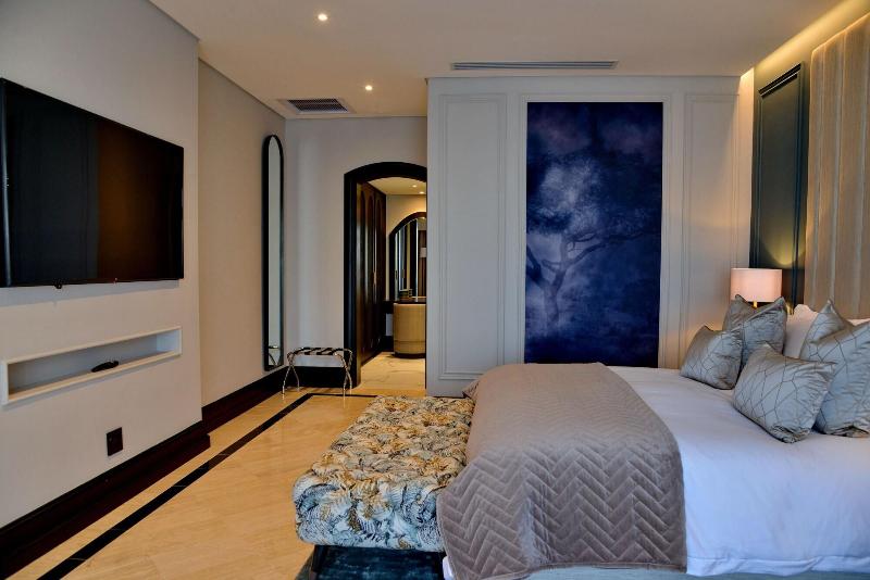 Apogee Boutique Hotel Spa image