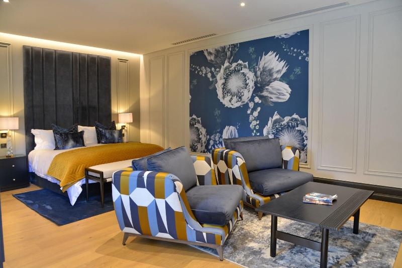 Apogee Boutique Hotel Spa image