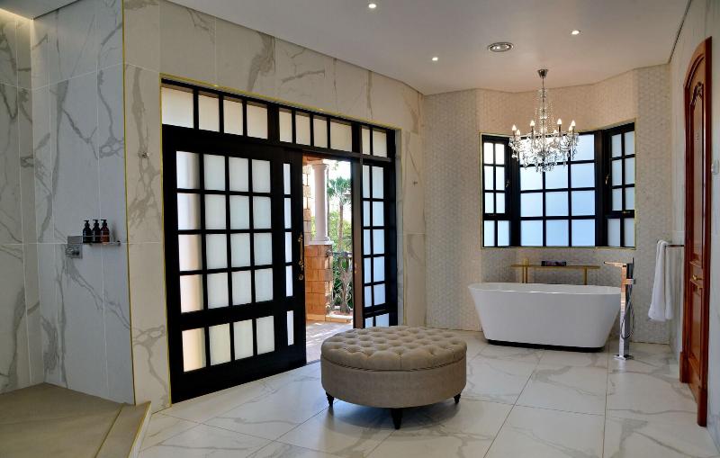 Apogee Boutique Hotel Spa image