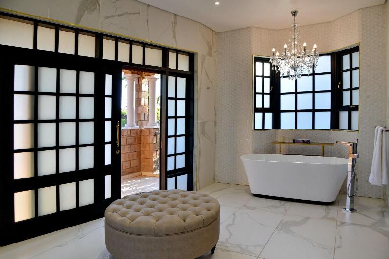 Apogee Boutique Hotel Spa image