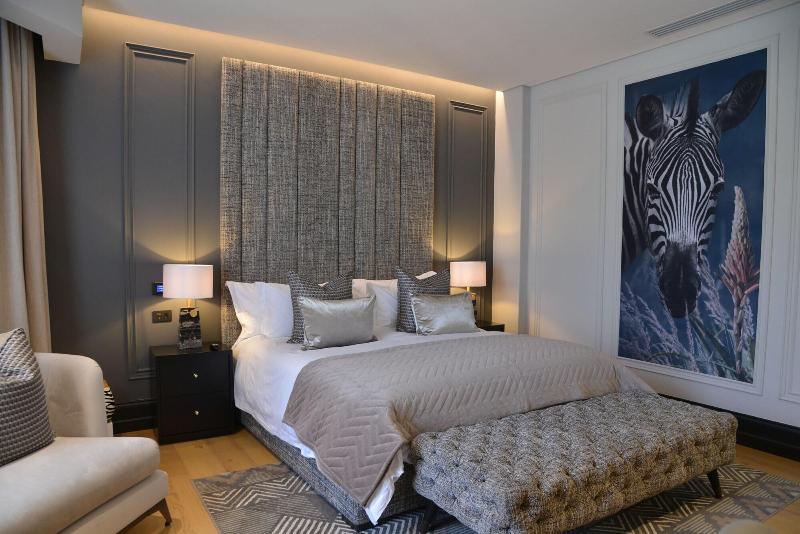 Apogee Boutique Hotel Spa image