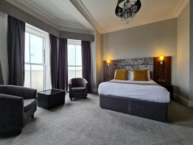 Hotel Ocean image