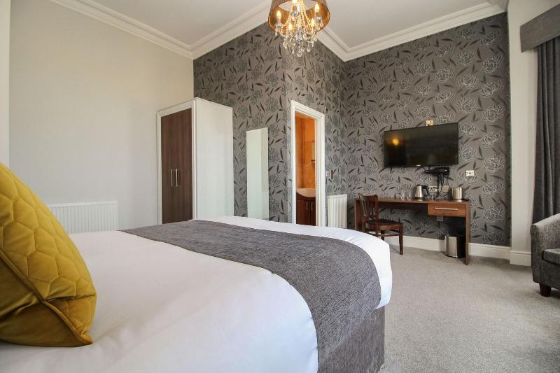 Hotel Ocean image