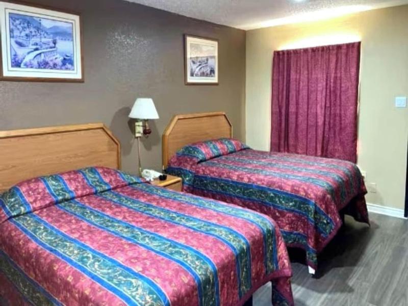 Golden Inn Dallas by Hotel O image