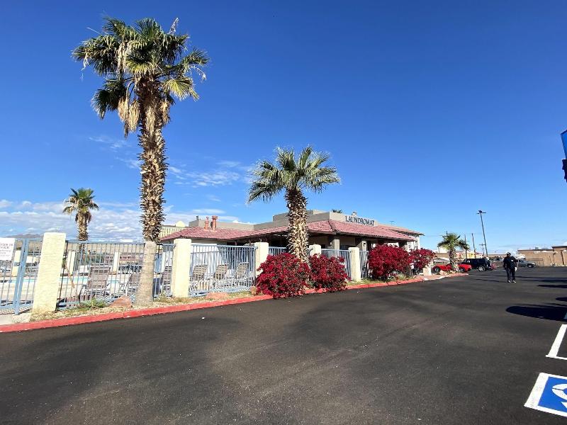 Motel 6 Bullhead City Az — general view