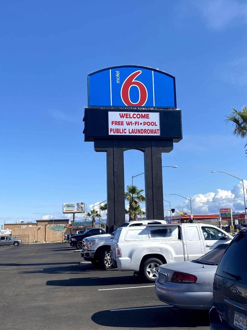 Motel 6 Bullhead City Az — general view
