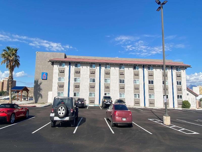 Motel 6 Bullhead City Az — general view