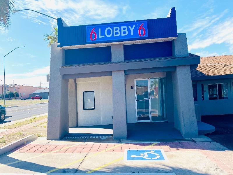 Motel 6 Bullhead City Az image