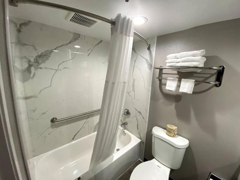 Motel 6 Bullhead City Az image