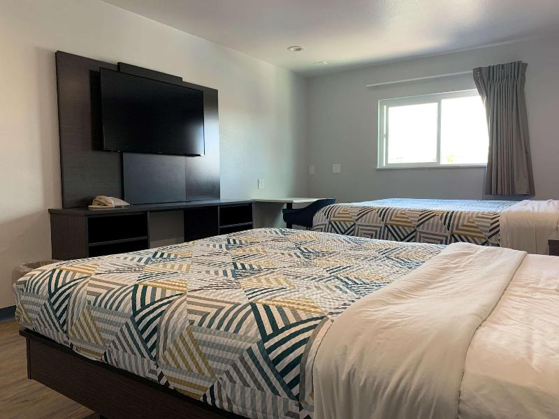 Motel 6 Bullhead City Az image