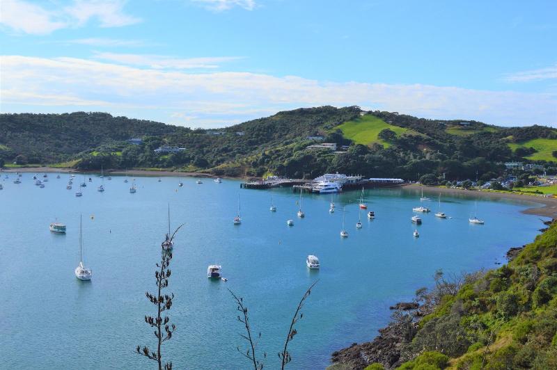 Ted S Cottage Near Little Oneroa Beach — photo 5