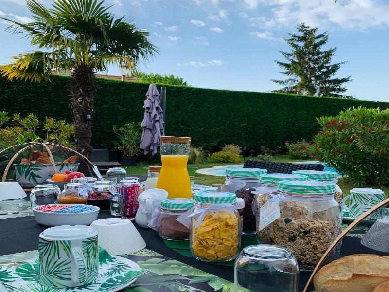 Bed Breakfast Les Tignoliers image
