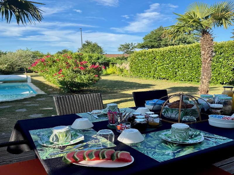 Bed Breakfast Les Tignoliers image