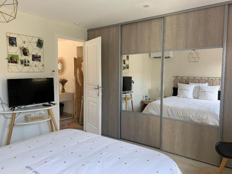 Bed Breakfast Les Tignoliers image
