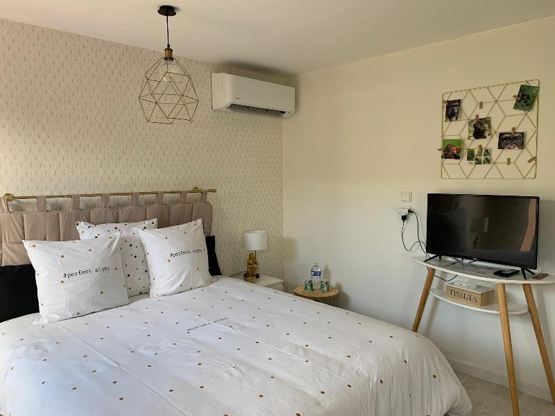 Bed Breakfast Les Tignoliers image