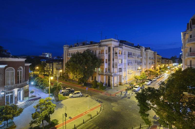 Mariinsky Boutique Hotel image