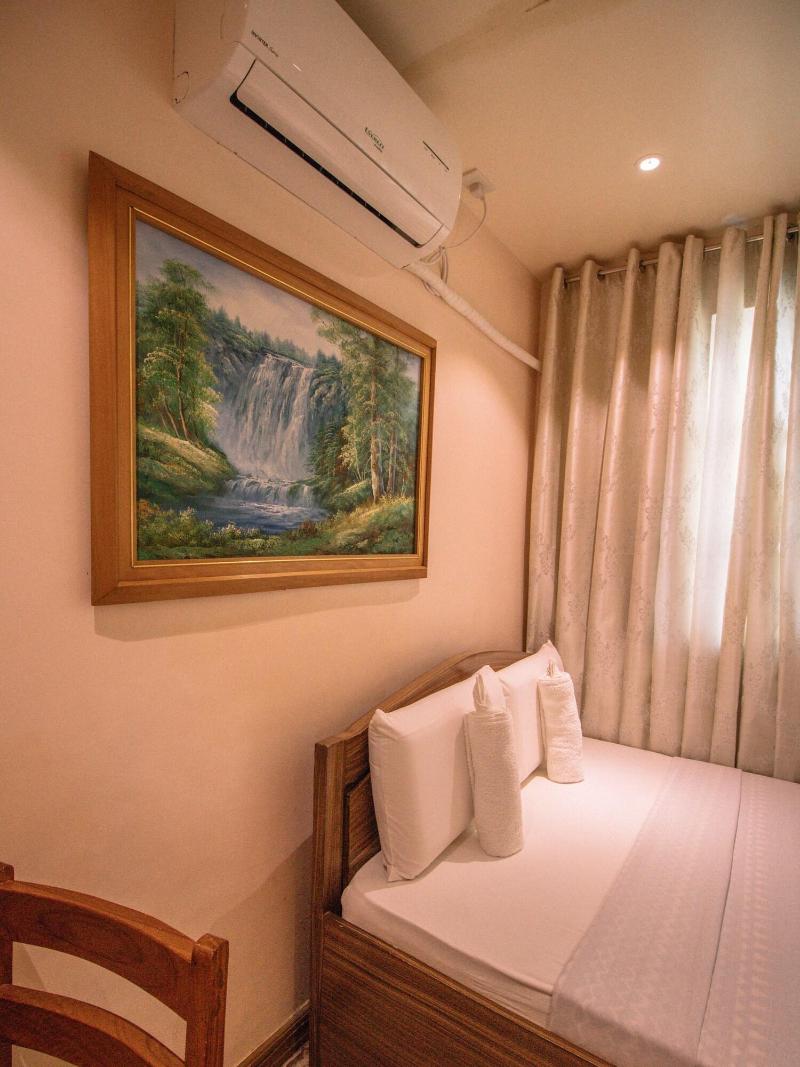 Hotel La Maria image
