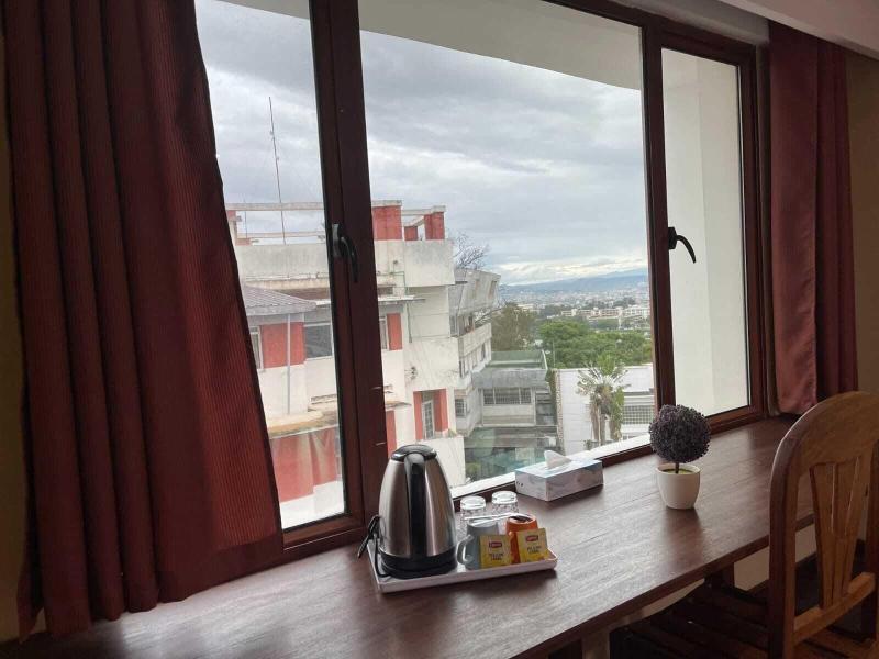 Hotel Le Pousse Pousse image