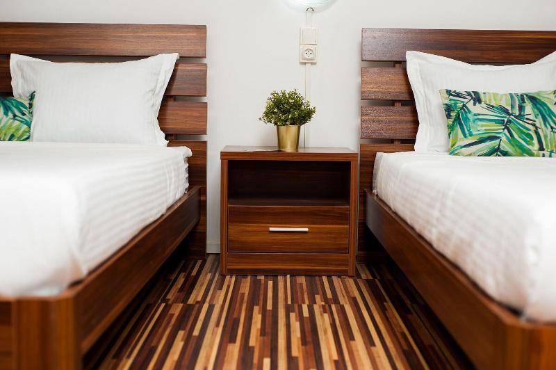 Hotel Le Pousse Pousse image