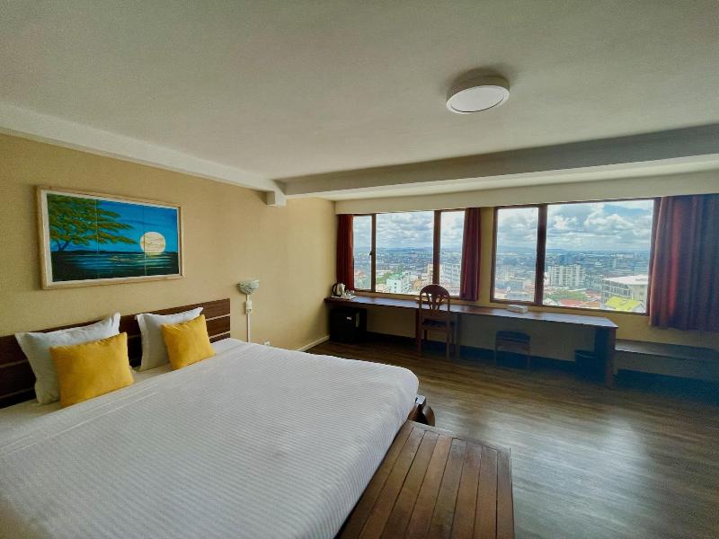 Hotel Le Pousse Pousse image