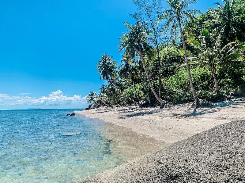 Somewhere Only We Know Resort — general view