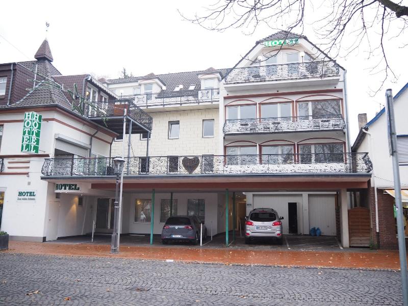 Platzhirsch Hotel image