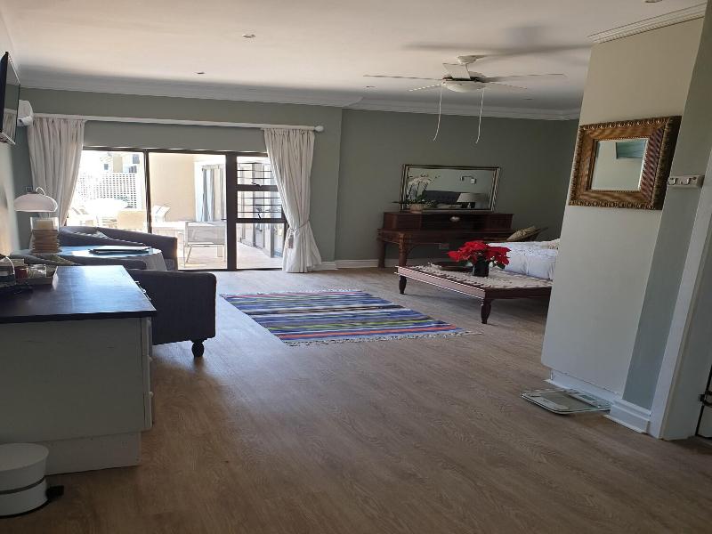 Fairway Guesthouse image