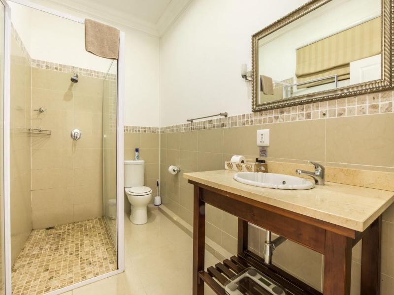 Fairway Guesthouse image
