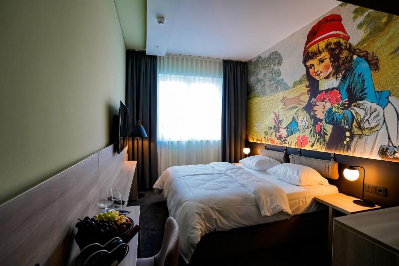 Hotel Viktorosa image