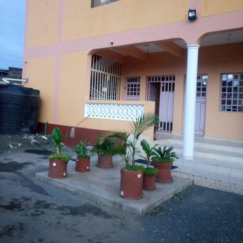 Links Guest House image