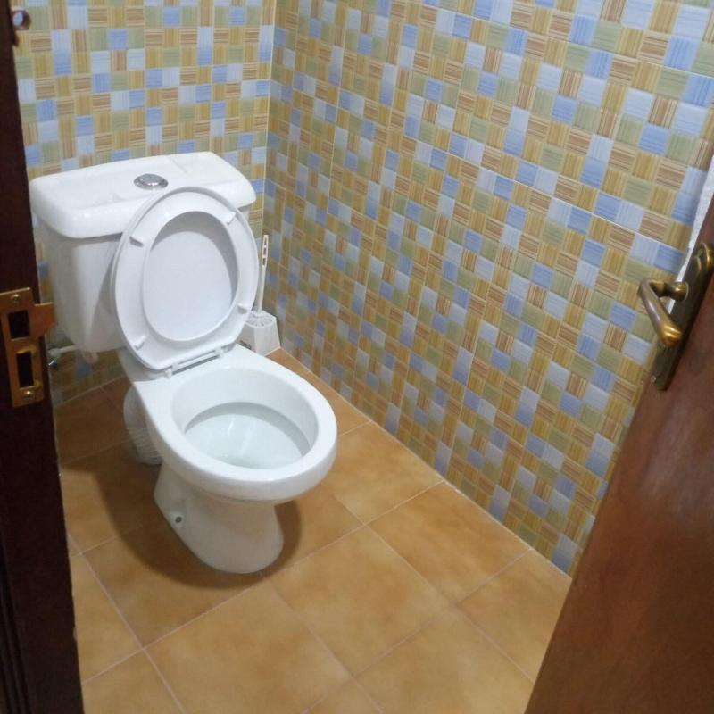 Links Guest House image