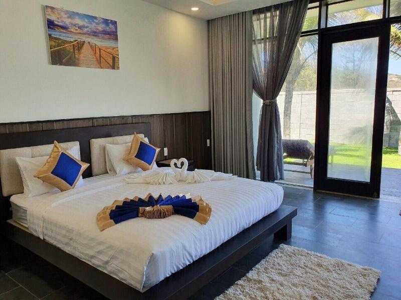 Starlight Villa Beach Resort Spa image