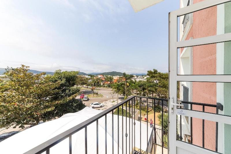 Apto Em Resort De Luxo Pra Ximo Ao Mar Ilc